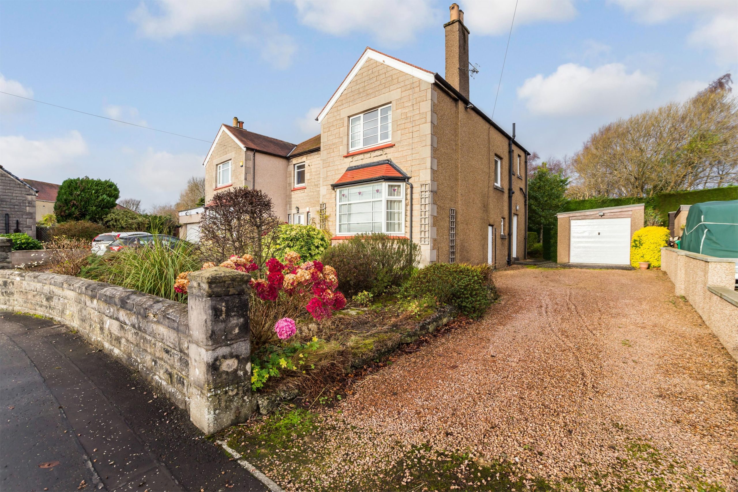 4 Strathmore Drive, DUNFERMLINE, KY12 7LP Ross & Connel Ross & Connel