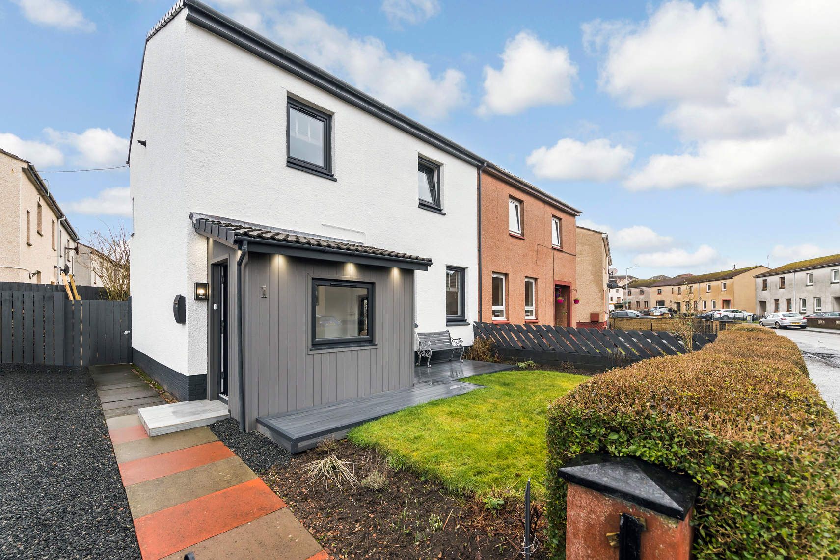 1 James Hog Crescent, Oakley, DUNFERMLINE, KY12 9SH Ross & Connel