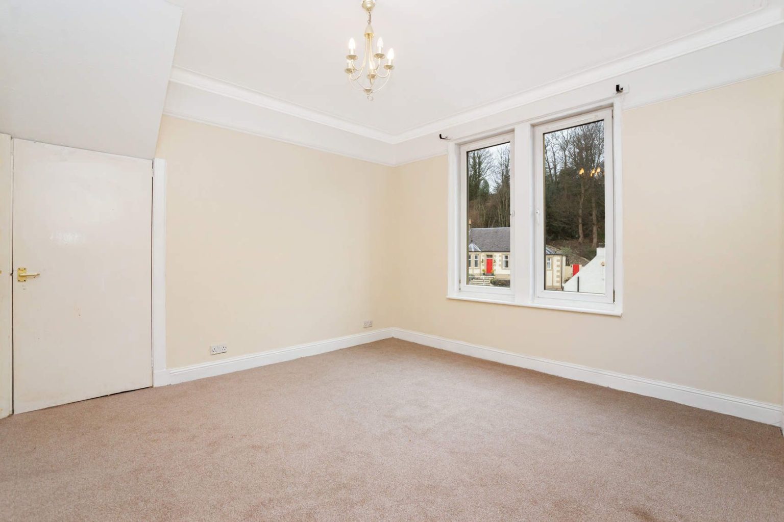 188 Main Street, Newmills, DUNFERMLINE, KY12 8SY Ross & Connel Ross