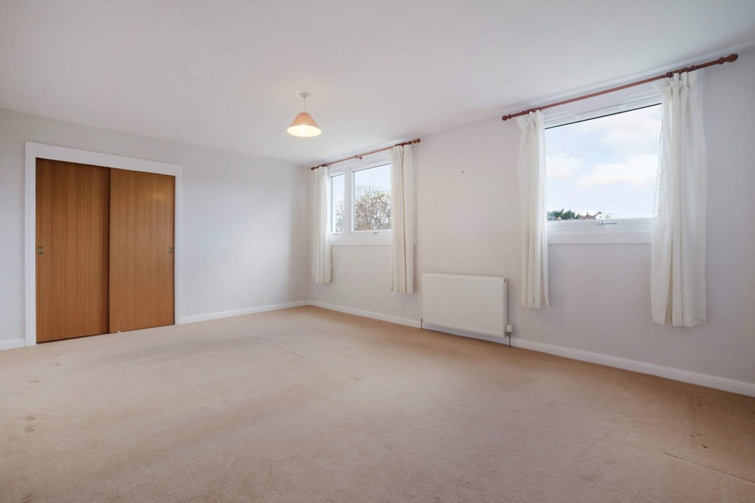 14 The Wynd, Dalgety Bay, DUNFERMLINE, KY11 9SH Ross & Connel Ross