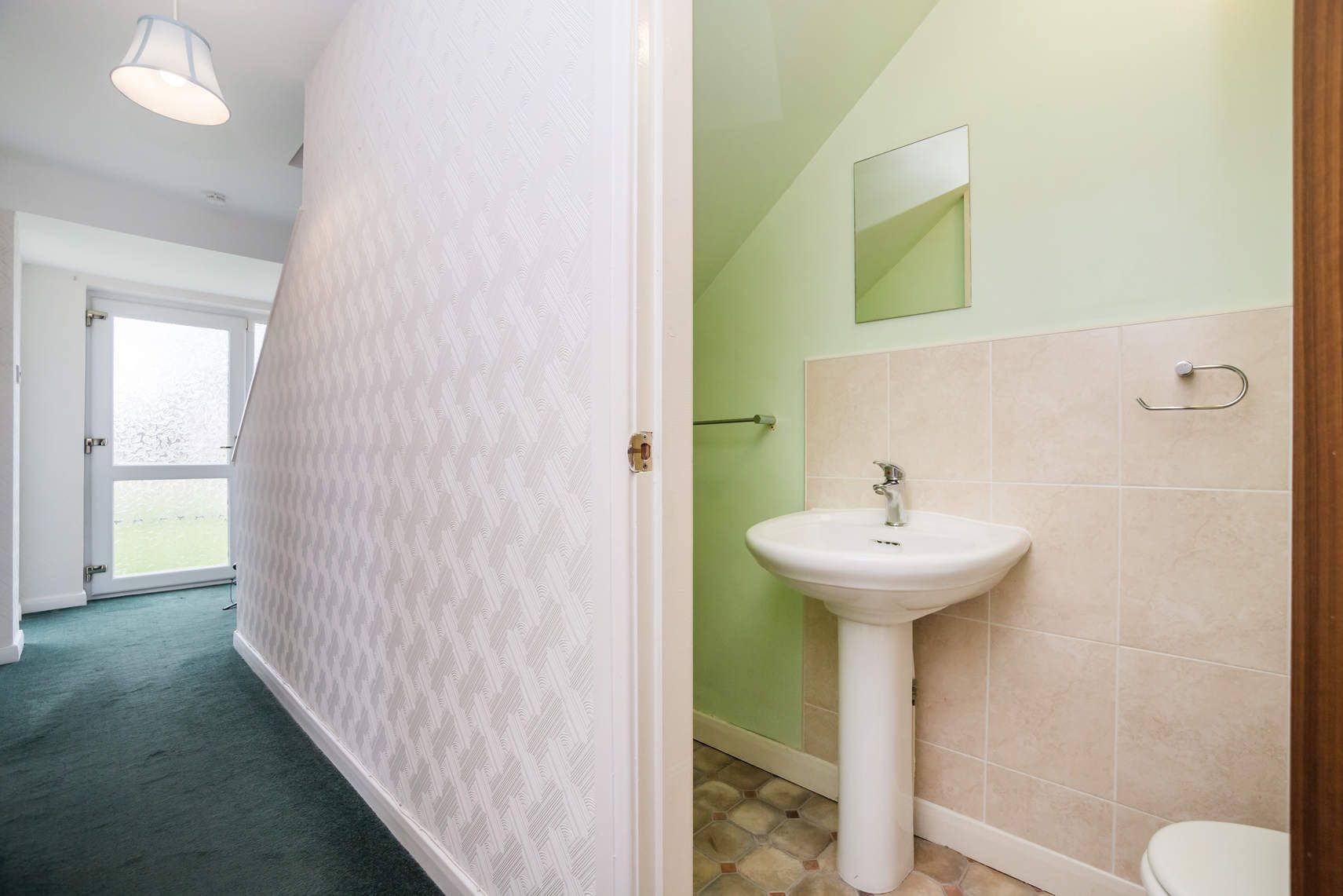 14 The Wynd, Dalgety Bay, DUNFERMLINE, KY11 9SH Ross & Connel Ross