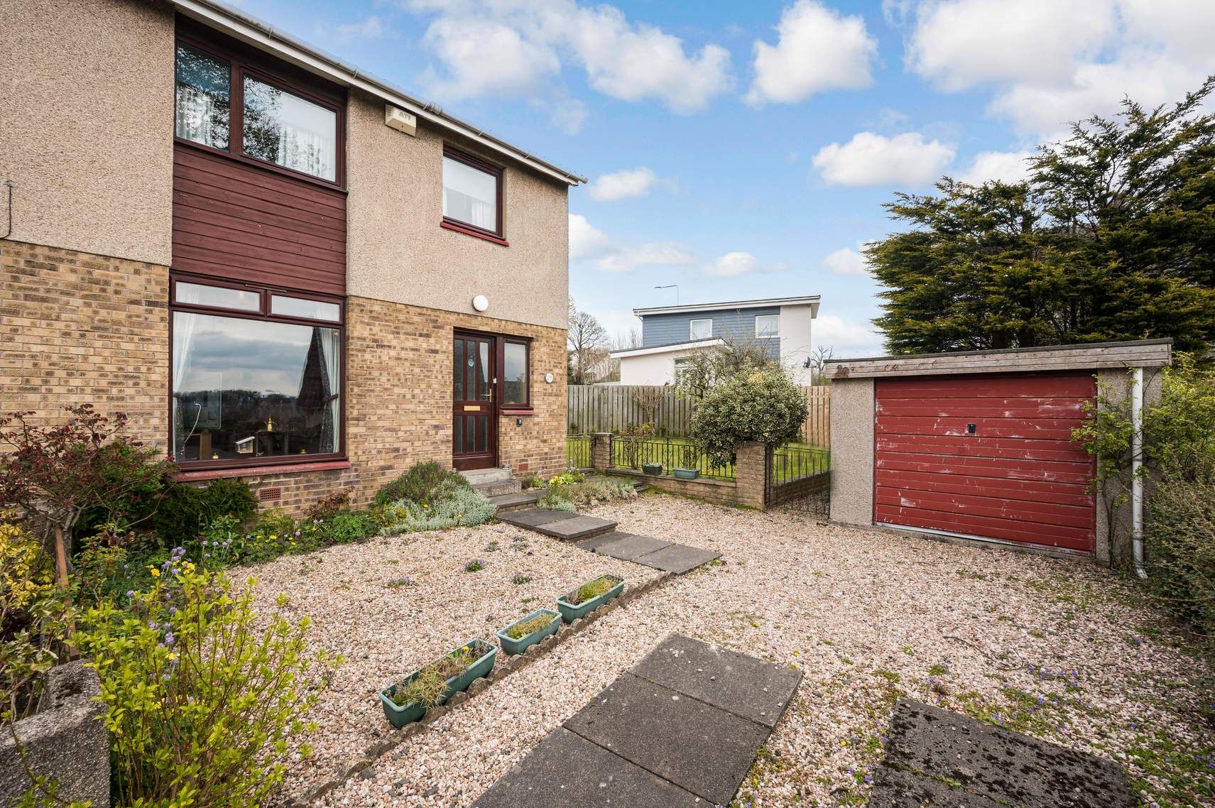 29 Broomieknowe, DUNFERMLINE, KY11 4YR Ross & Connel Ross & Connel