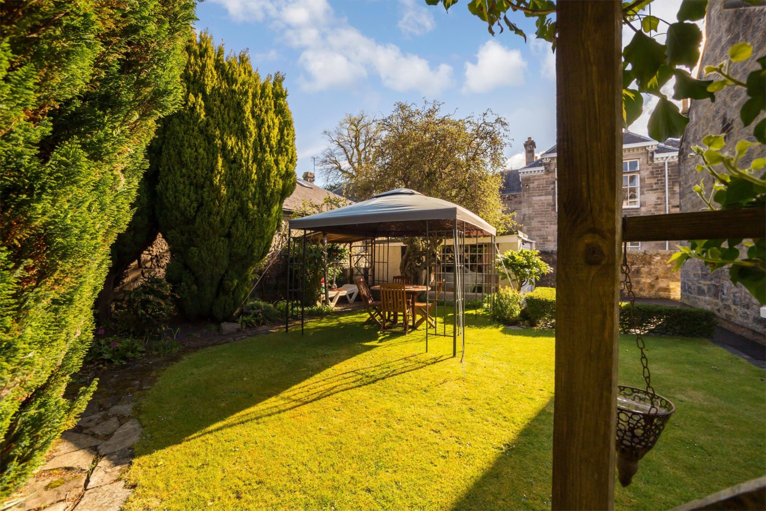 1 Park Avenue, DUNFERMLINE, KY12 7HX Ross & Connel Ross & Connel