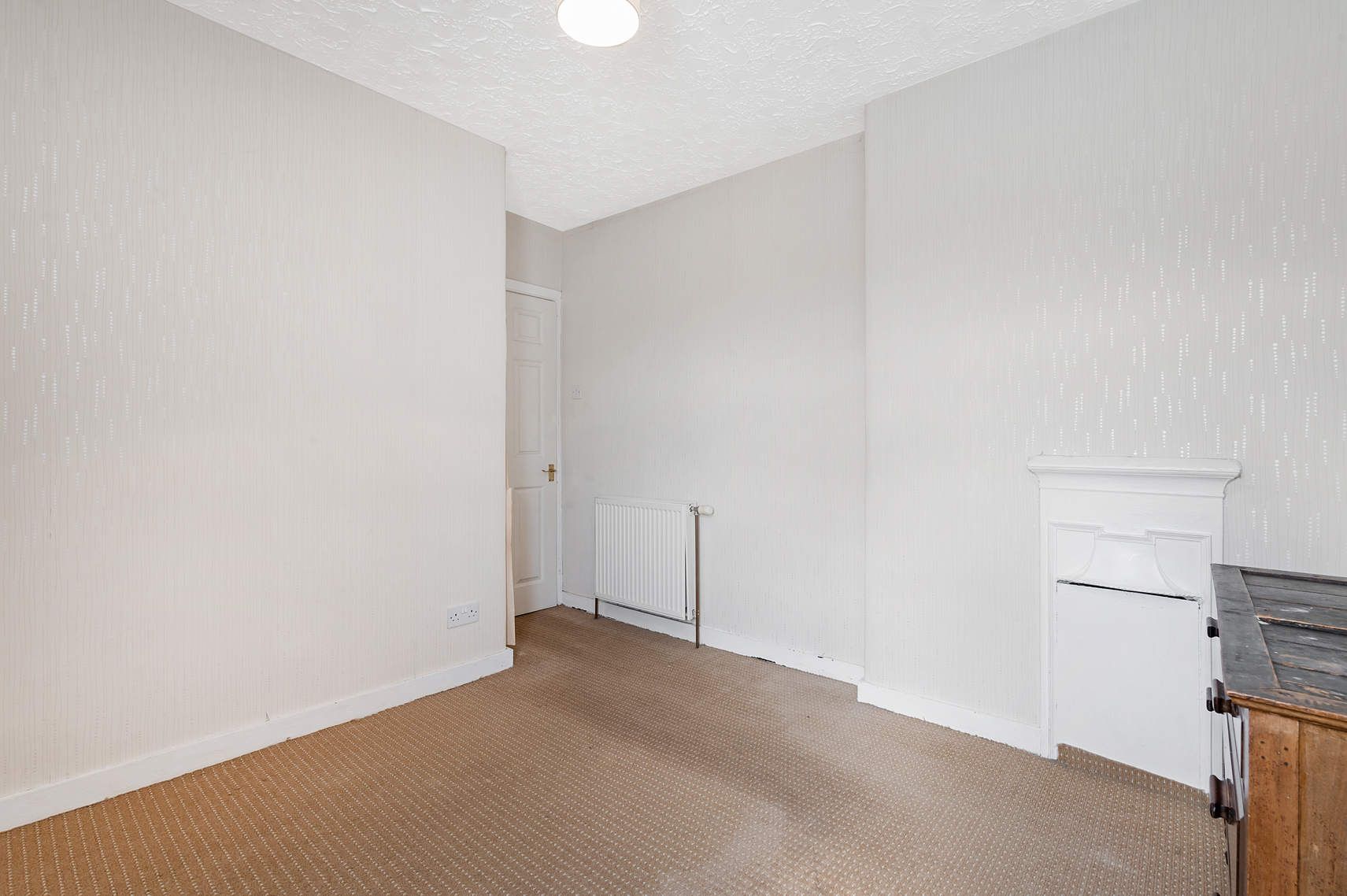 12 Pinkerton Place, Rosyth, DUNFERMLINE, KY11 2JN Ross & Connel