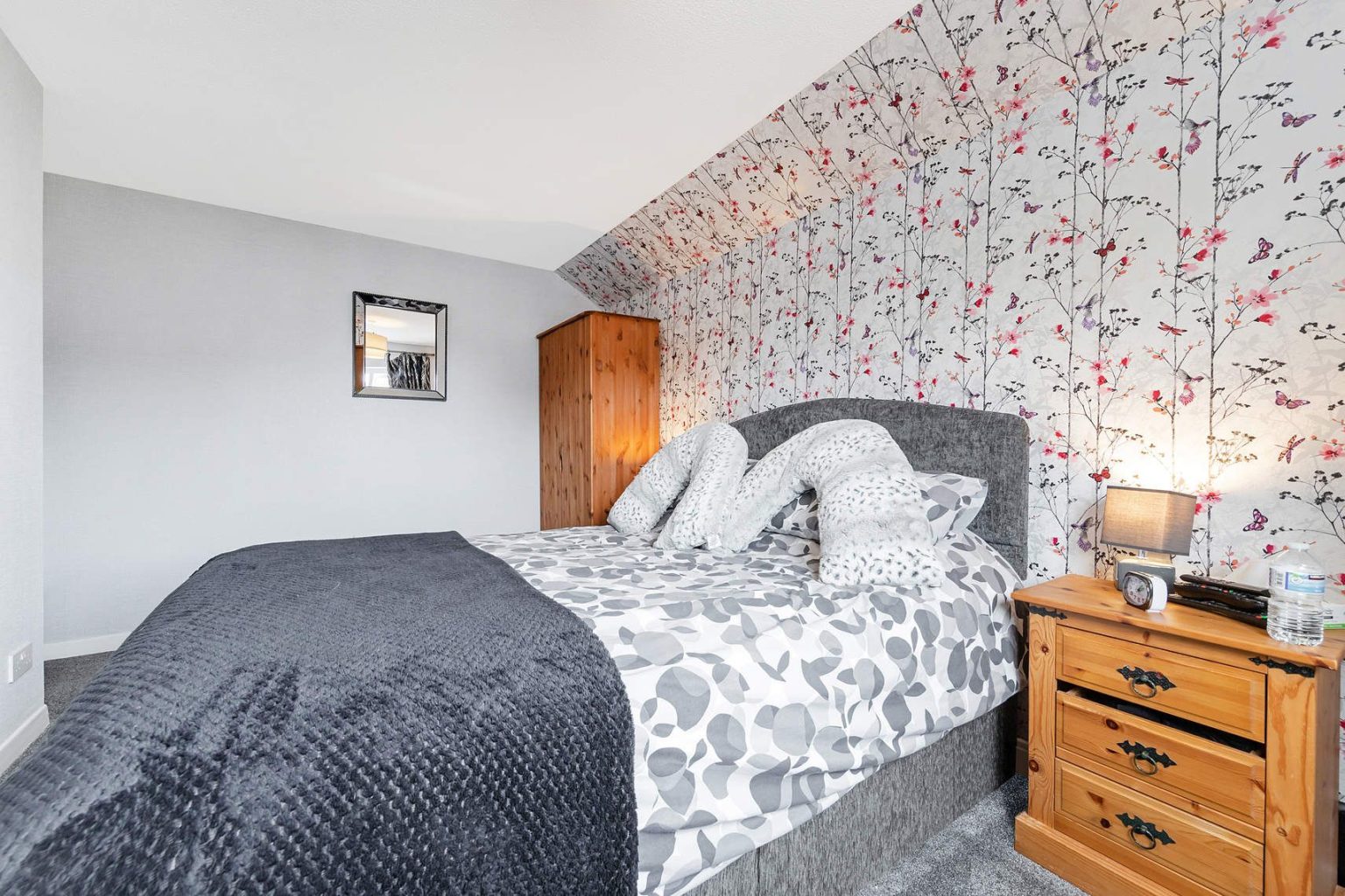 233 Pitcorthie Drive, DUNFERMLINE, KY11 8BS Ross & Connel Ross & Connel