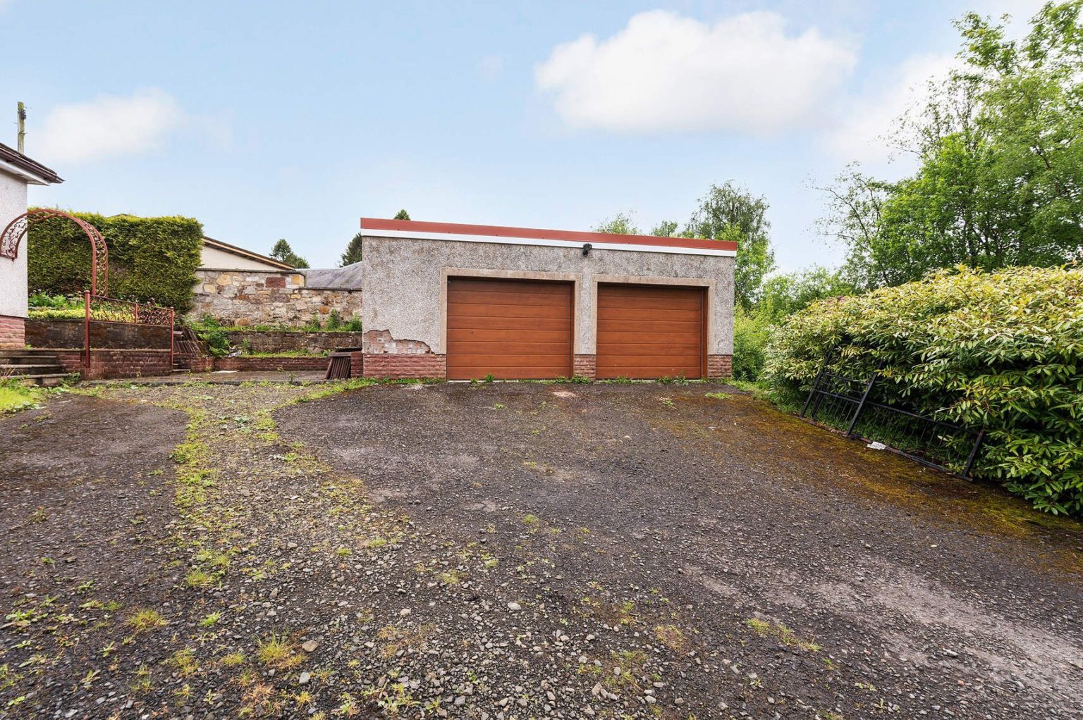 Borrowdale, Blairadam, KELTY, KY4 0JG Ross & Connel Ross & Connel