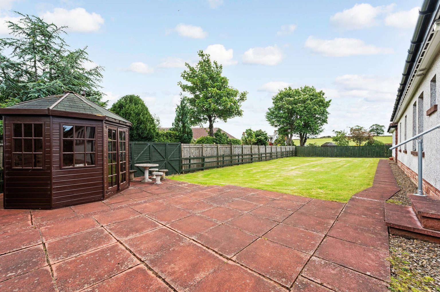 4 Westpark Gate, Saline, DUNFERMLINE, KY12 9US Ross & Connel Ross