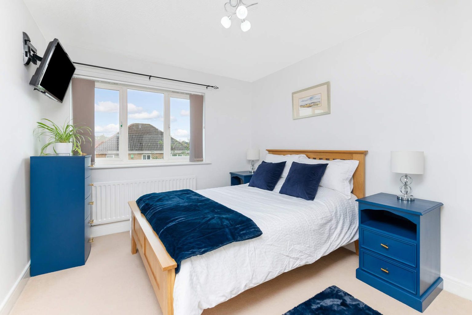 54 Bruce Gardens, DUNFERMLINE, KY11 8HG Ross & Connel Ross & Connel