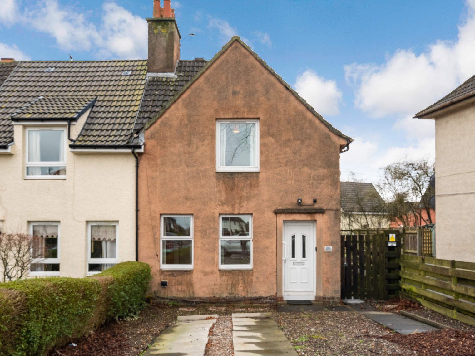 26 Aberlour Street, Rosyth, DUNFERMLINE, KY11 2RD Ross & Connel