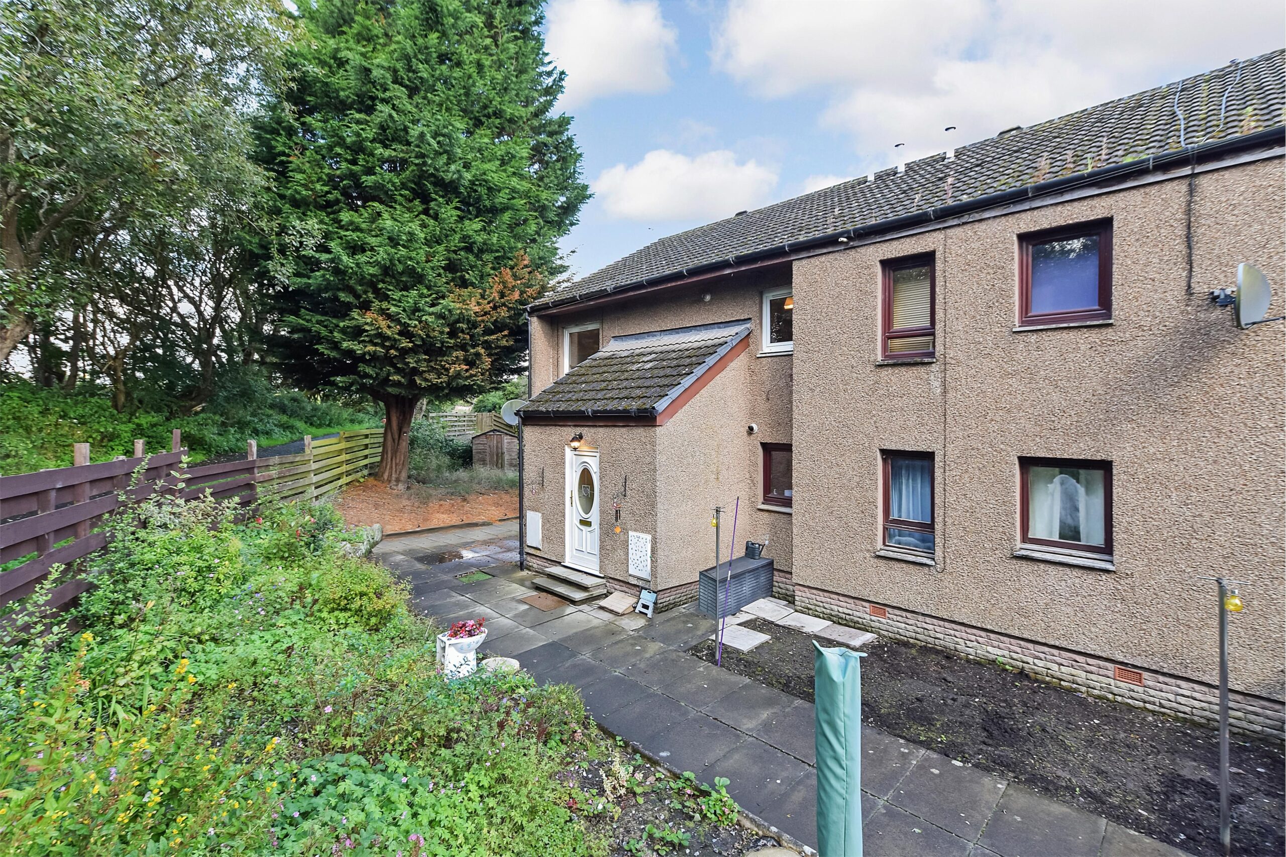 18 Stewart Street, Townhill, Dunfermline, KY12 0EA