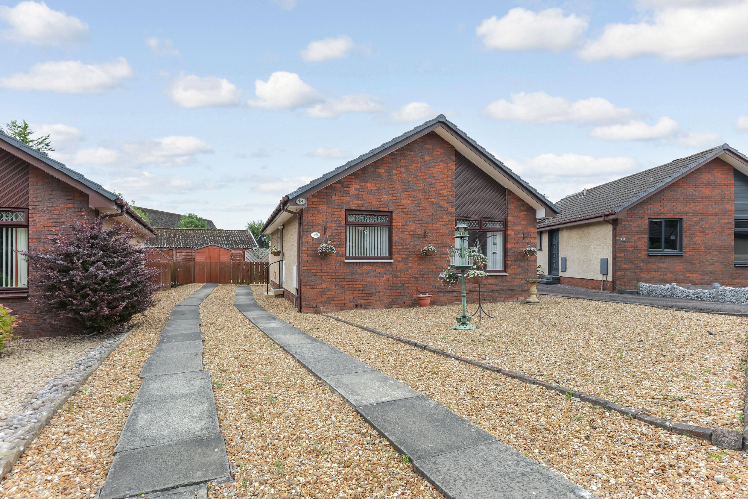 19 Wemyss Court, Rosyth, Dunfermline, KY11 2LL