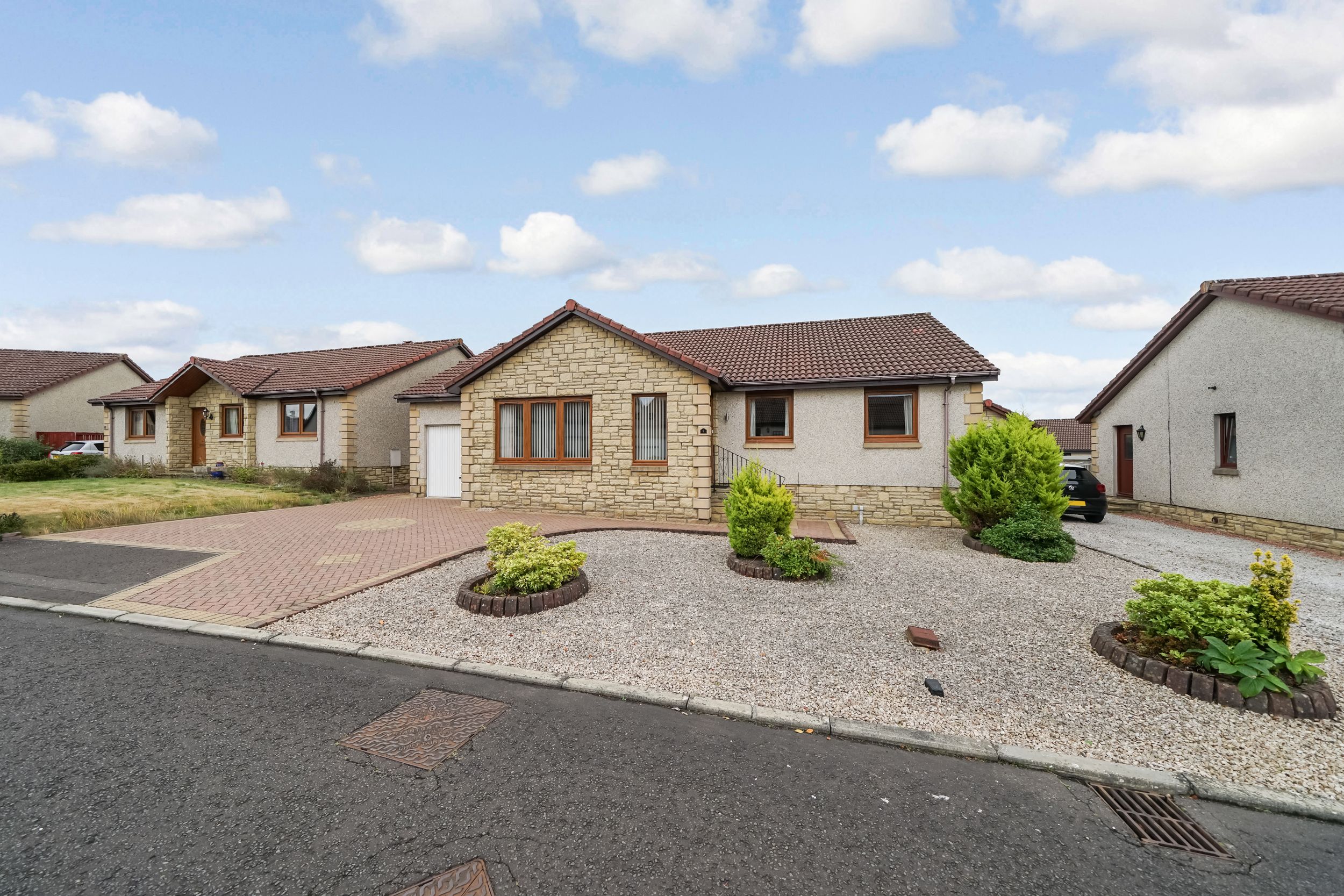 7 Queen Margaret Park, Dunfermline, KY12 0RP