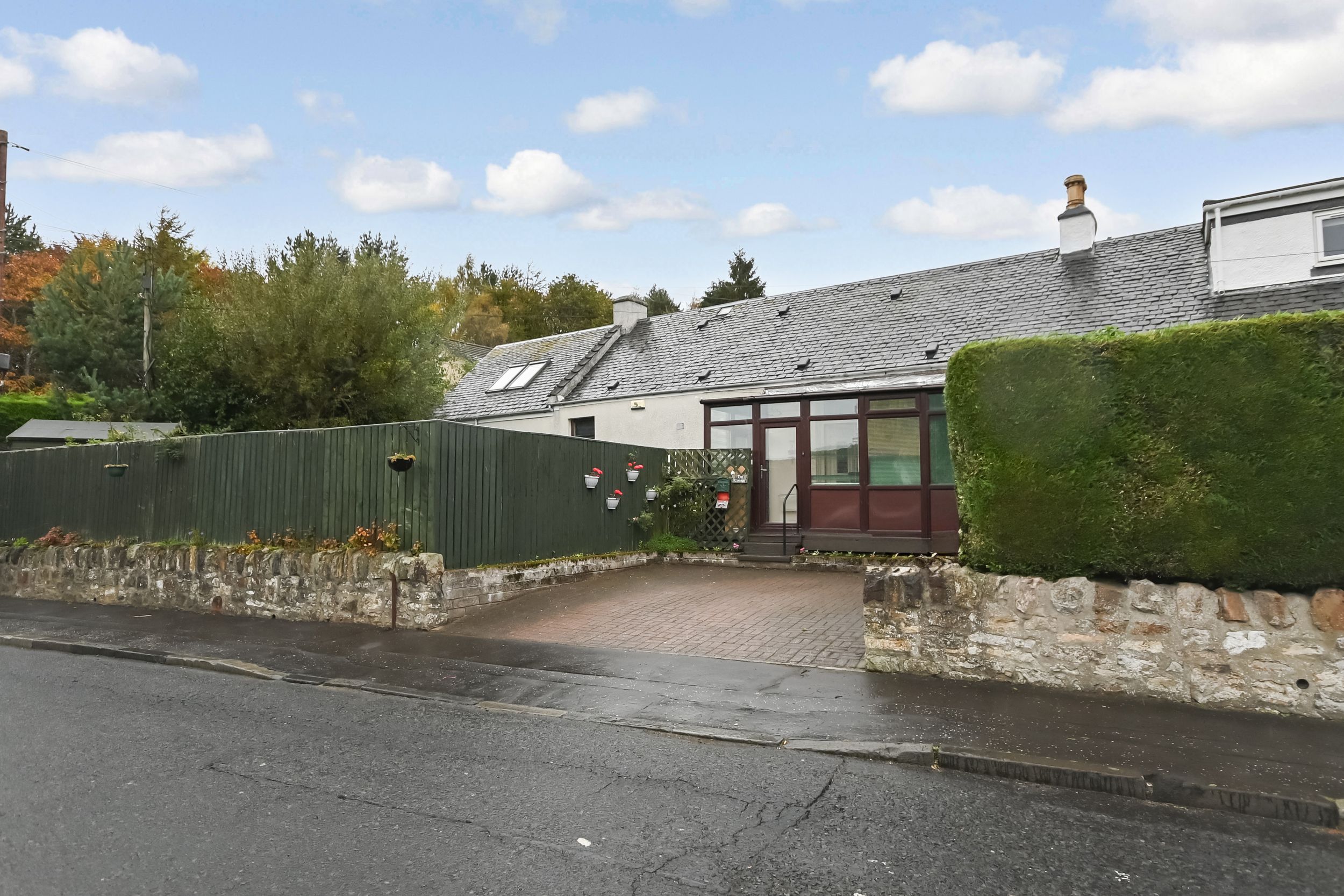 The Cottage, Kingseat Road, Halbeath, Dunfermline, KY11 8PG