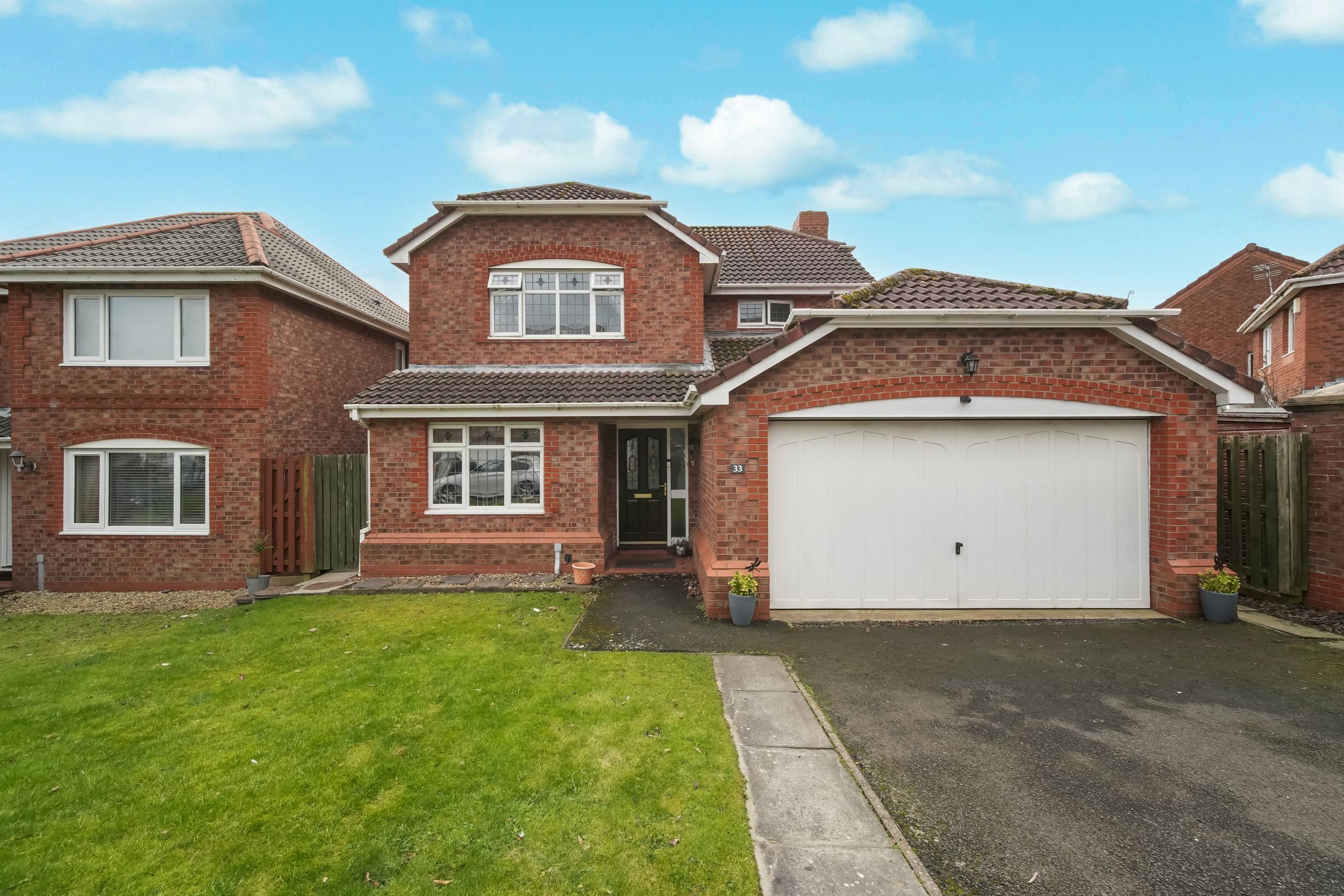 33 Breakers Way, Dalgety Bay, Dunfermline, KY11 9LZ