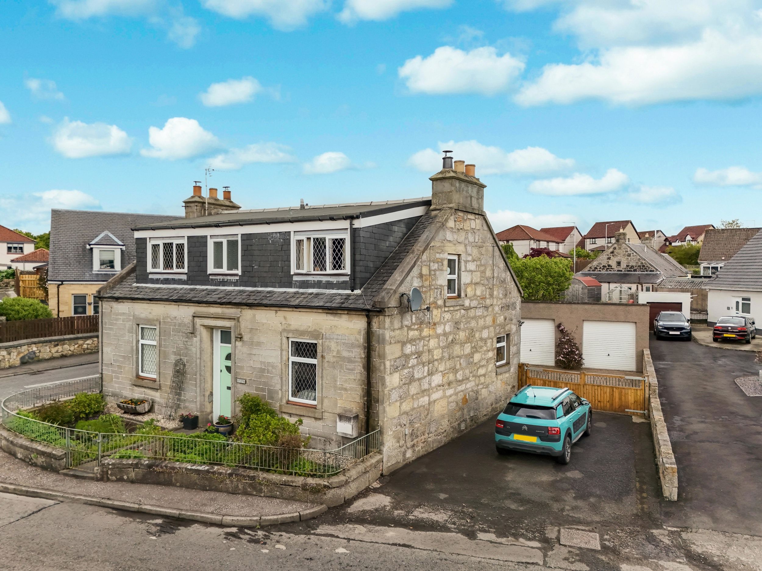 Lupin Cottage 1 Camps Road, Carnock, Dunfermline, KY12 9JP