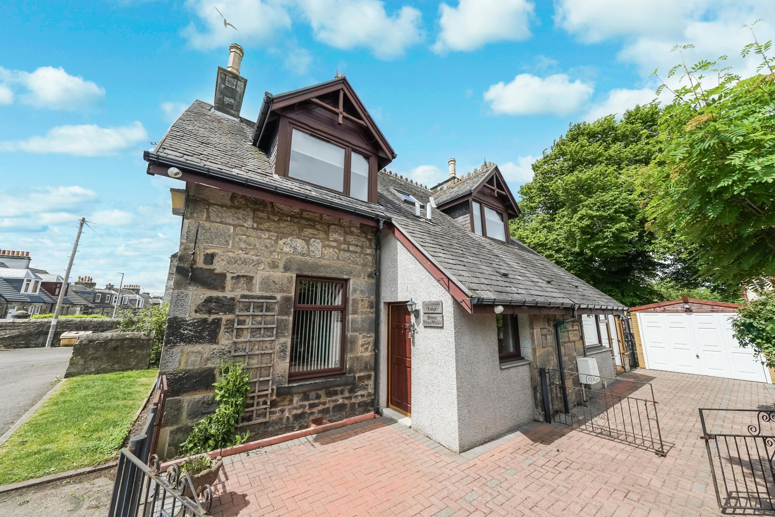 Castleblair Lodge, Inglis Lane, Dunfermline, KY12 9DP