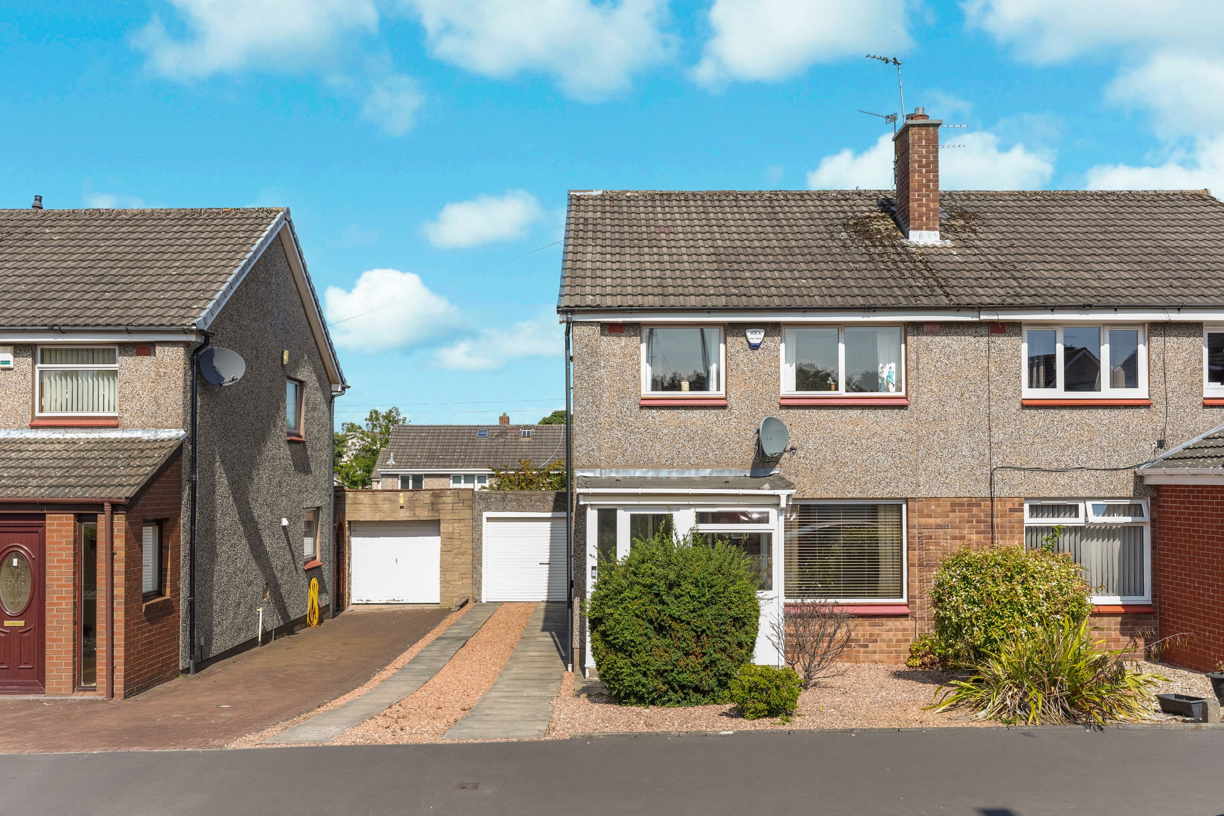165 Pitcorthie Drive, Dunfermline, KY11 8BJ