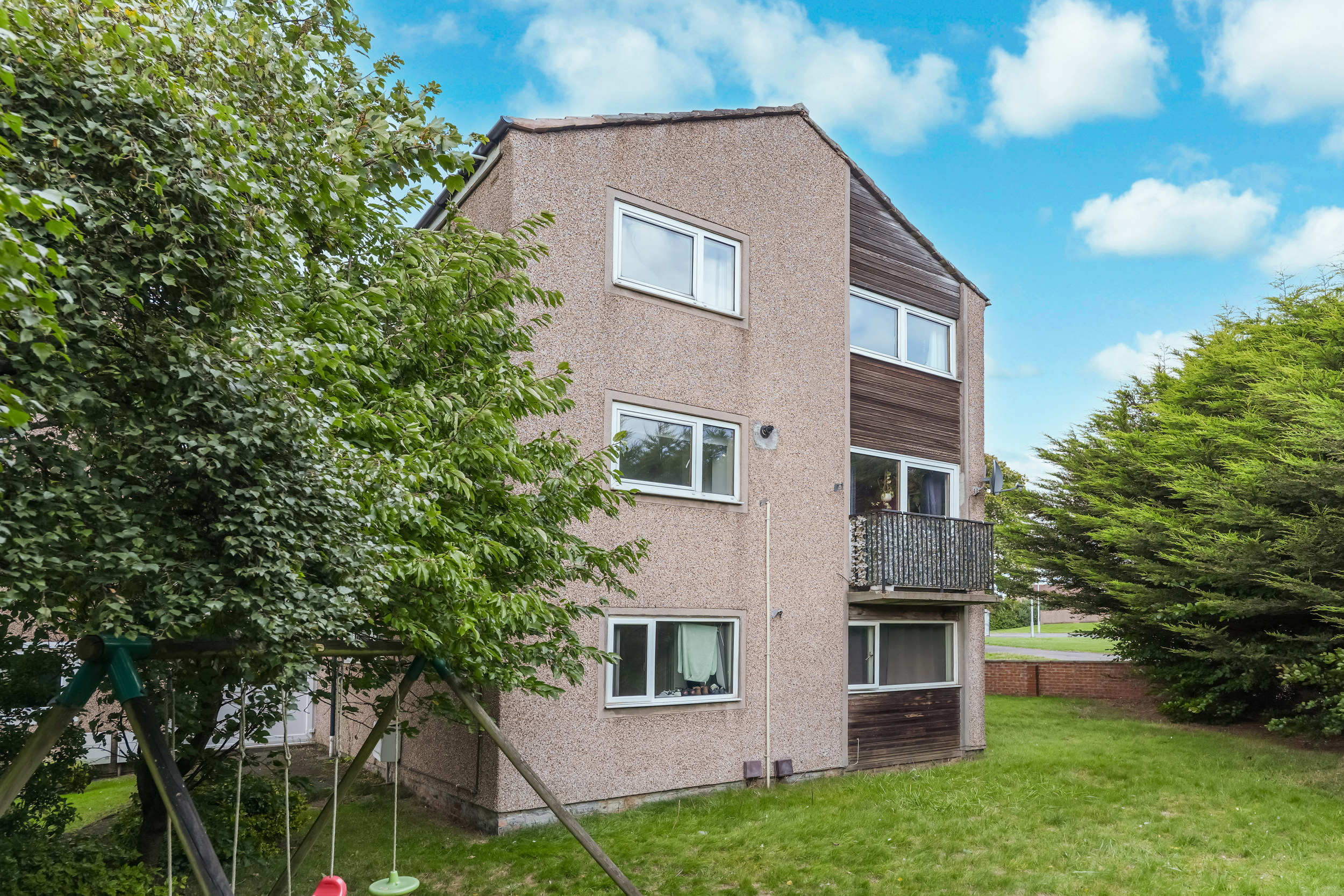127 McGrigor Road, Rosyth, Dunfermline, KY11 2AF