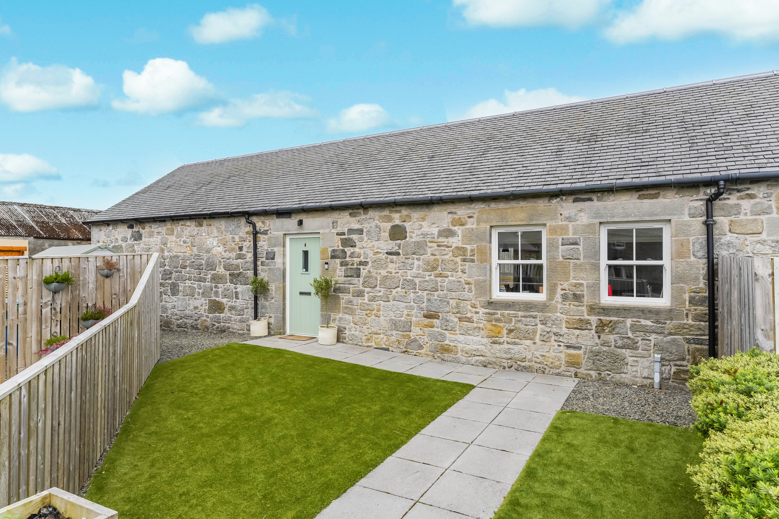 1 East Bonhard Farm Steadings, Bonhard Road, Carnock, Dunfermline, KY12 9JD